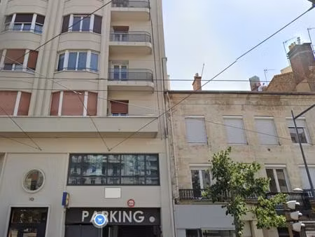 parking lot 22 n°8