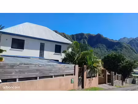 maison à louer à l'entre deux