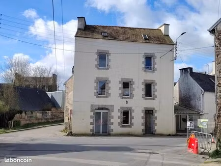 maison | centre-ville lesneven | proche commerces et écoles