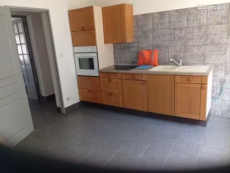 grand appartement 5 pièces sdb avesnes/helpe