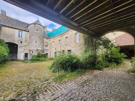 bâtiment historique à rénover