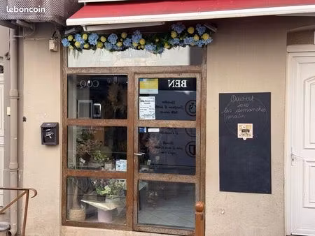 local disponible rapidement