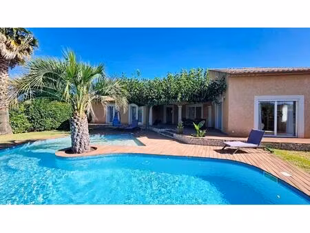 maison 172 m²  terrain 880 m²