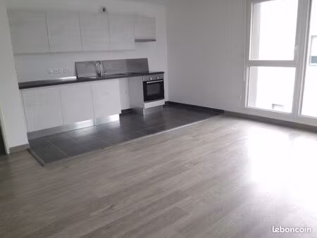 appartement t4 avec parking