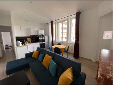 t2 à louer à partir de début août