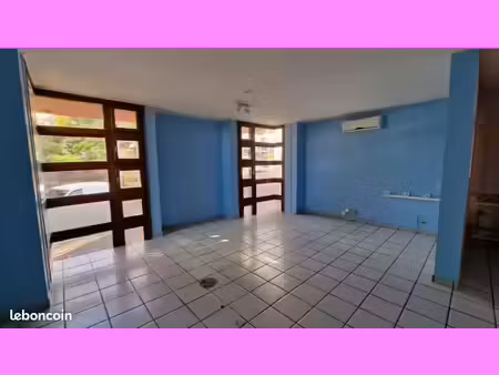 bureaux 106 m²