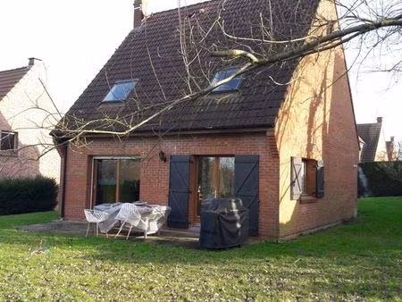 maison à louer (non meublée)
