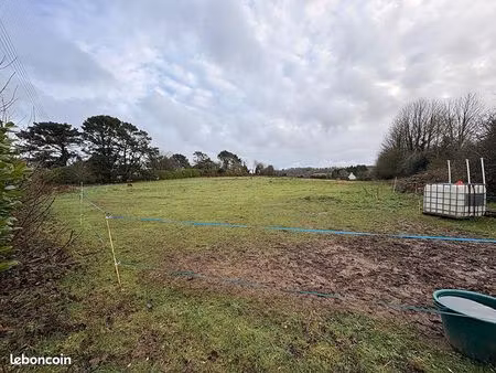 terrain constructible 8180m2