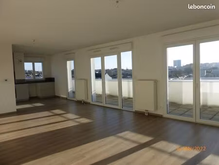 t5 + terrasses la madeleine centre