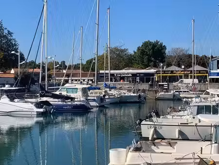 restaurant  bar licence iv  glacier…sur port de plaisance