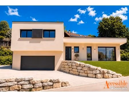 villa 4 pièces 103 m²