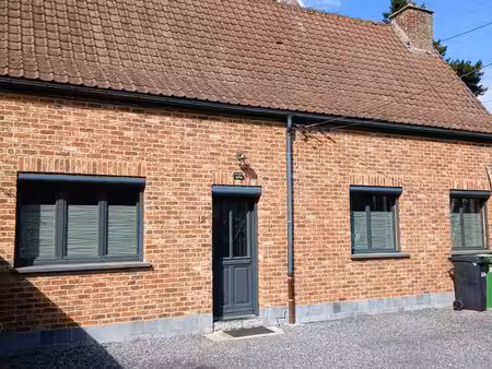 maison a louer centre village