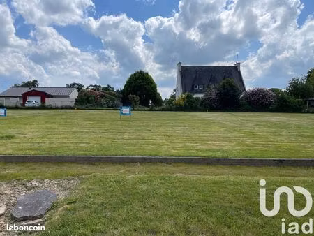 terrain 700 m² pluguffan