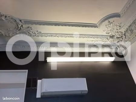 bureau 187 m²