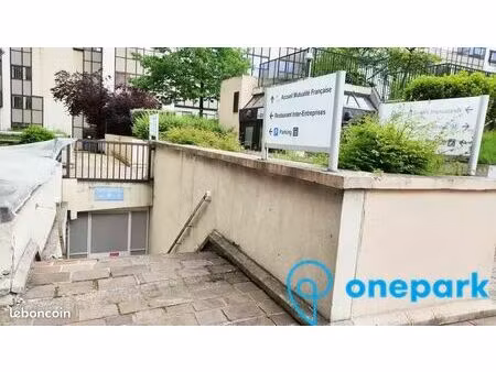 parking/box 12 m² paris 15