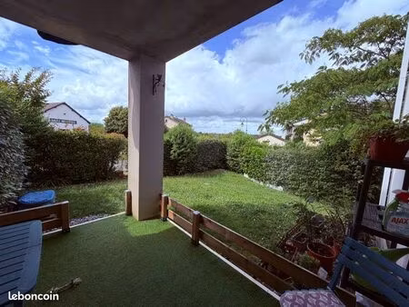 appartement f3 avec terrasse et jardin – résidence sécurisée avec piscine