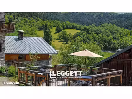 maison 6 pièces 195 m²