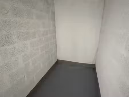 ? grande cave neuve 6 m² (15 m³) – ultra-sécurisée & sol résine