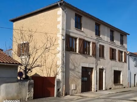 immeuble locatif en pierres