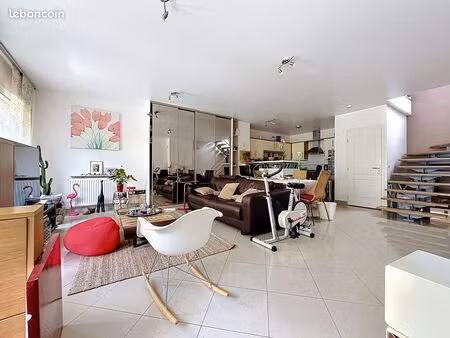 villa contemporaine au calme avec jardin- centre d' issy-les-moulineaux