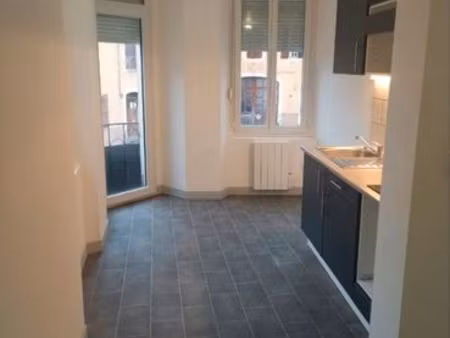 jolie appartement t2à louer