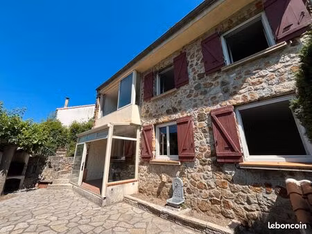 maison - 5 pièces - 107 m²