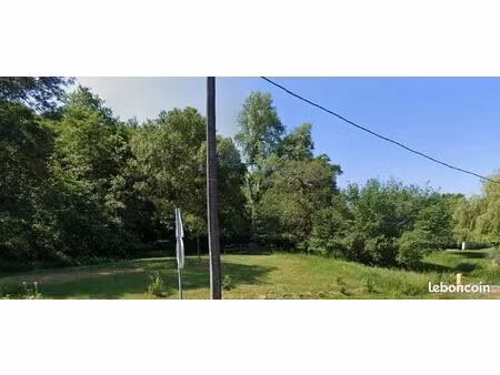 terrain 820 m² soussans