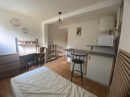 studios meubles - idéal pour etudiant