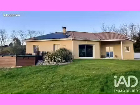 villa 6 pièces 140 m²