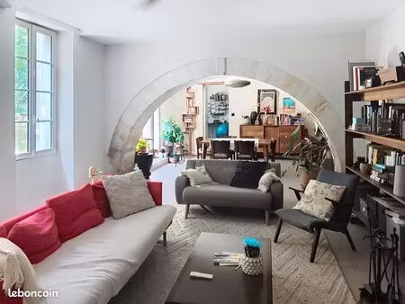 maison 6 pièces 263 m²