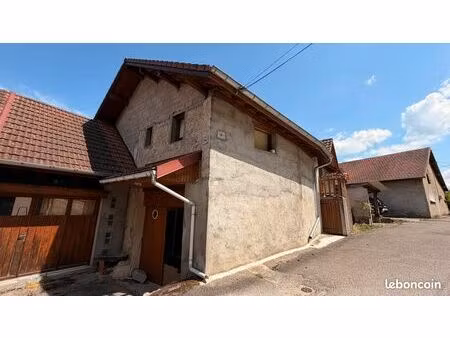 maison de village 9 pièces 226 m²