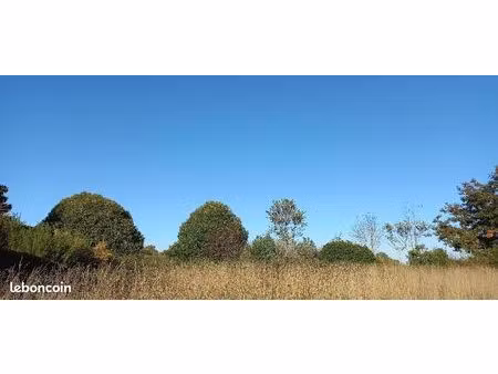 terrain 3 500 m² saint martial d artenset