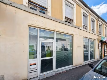 local commercial/professionnel/bureau 45m2 auch basse ville