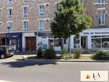 local 70 m² vaucresson