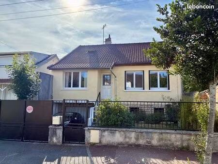 maison familiale 126 m² – 4 chambres – sous-sol total – studio indépendant