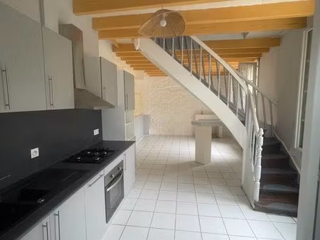 maison de 62m² dans le centre de st denis de pile