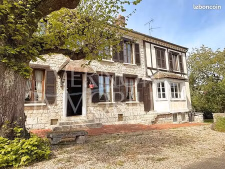 maison 7 pièces 150 m²