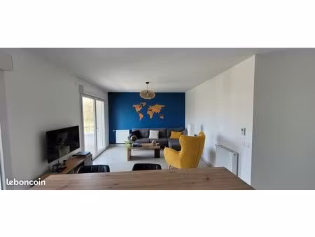 t3 meublé 67m² avec 2 places de parking en sous-sol
