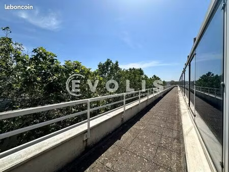 bureaux 800 m²
