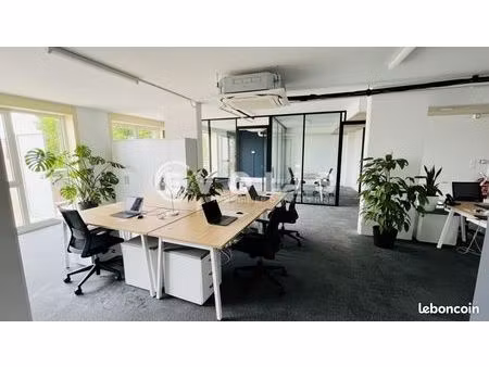 bureau 149 m²