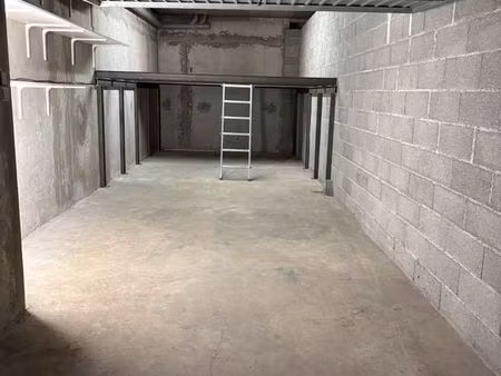 garage double de 32m2 secteur arènes