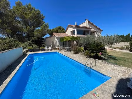 villa 180m² sur 2000m² avec piscine