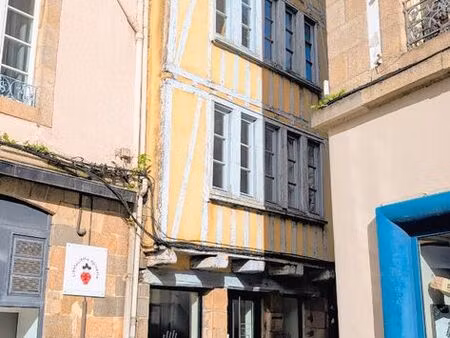 immeuble 7 pièces 133 m²