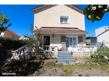 maison 6 pièces 138 m²