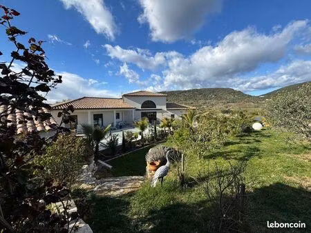 villa récente plain pied 140 m²