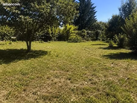 terrain 1 200 m² grayan et l hopital