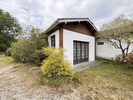 inconnu 100 m² belin-béliet