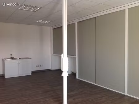 bureau de 35m2 - a côté gare tgv valence