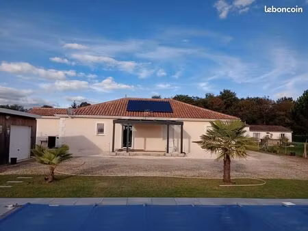 maison récente de plain-pied de 135 m2