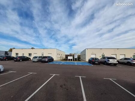 local commercial evreux 75  150  300 ou 600 m²